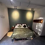 Le Chen Zen Semesterbostad *